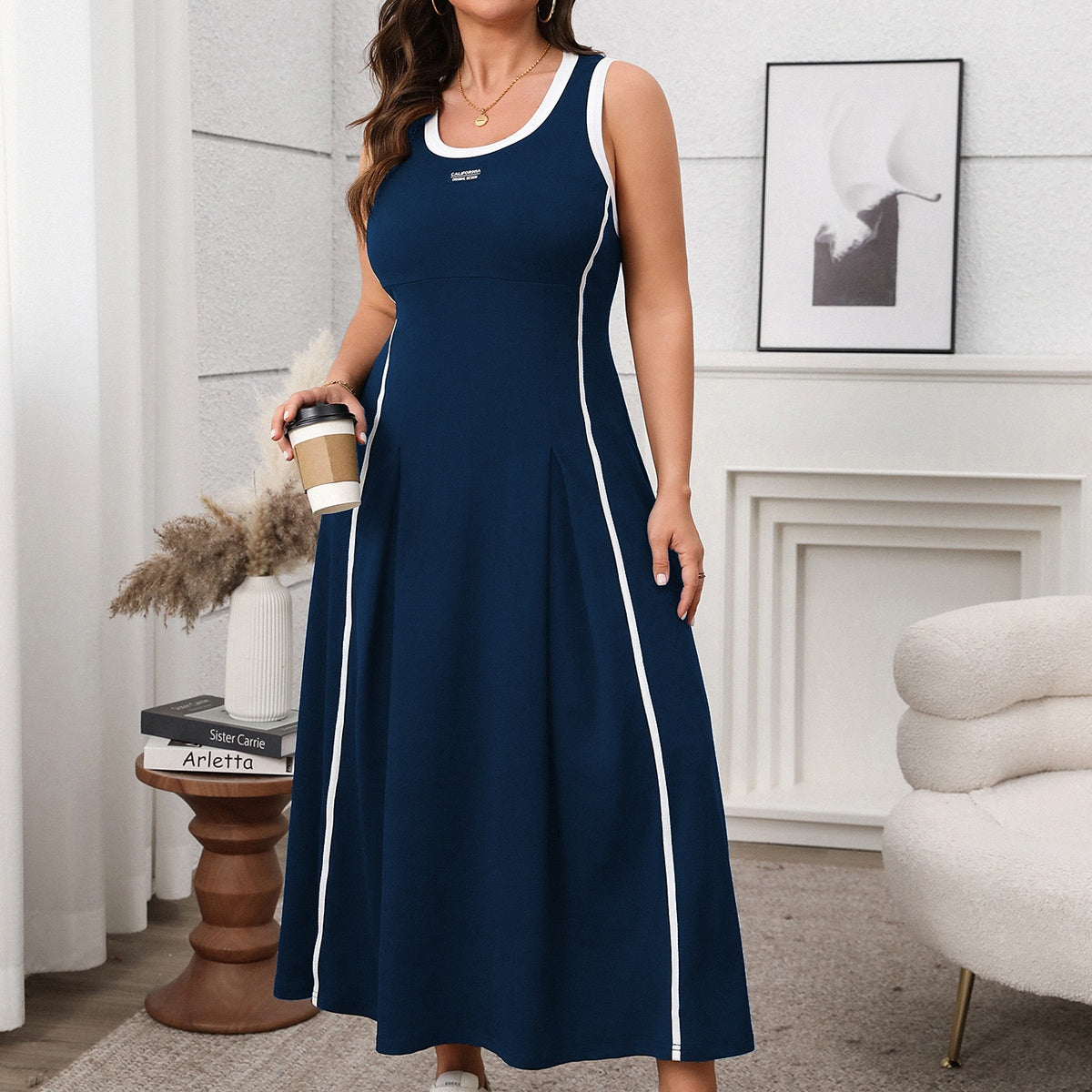 Robe Élégante Sans Bretelles – Taille Marquée