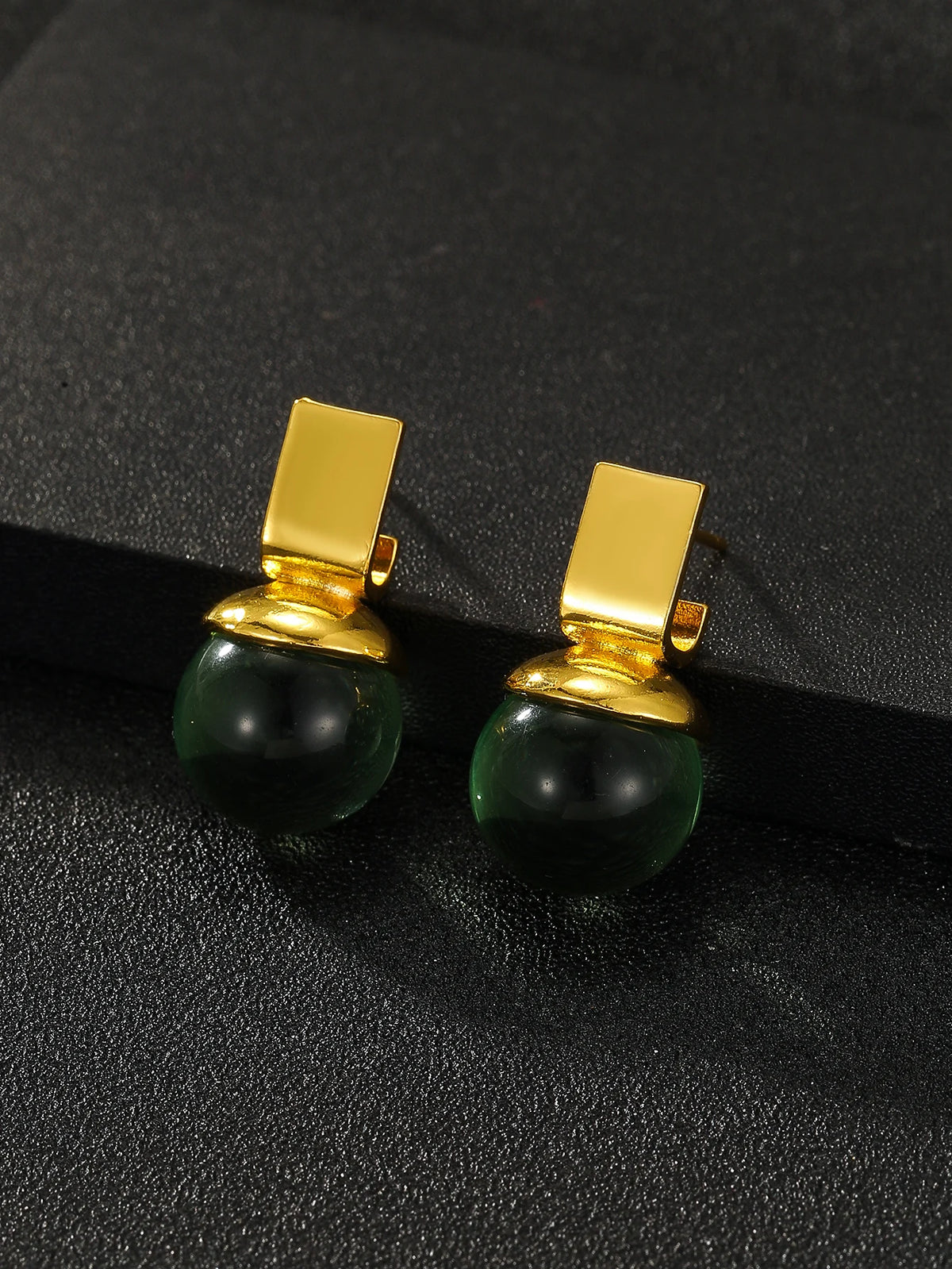Boucles d’Oreilles Rondes – Cristal Vert