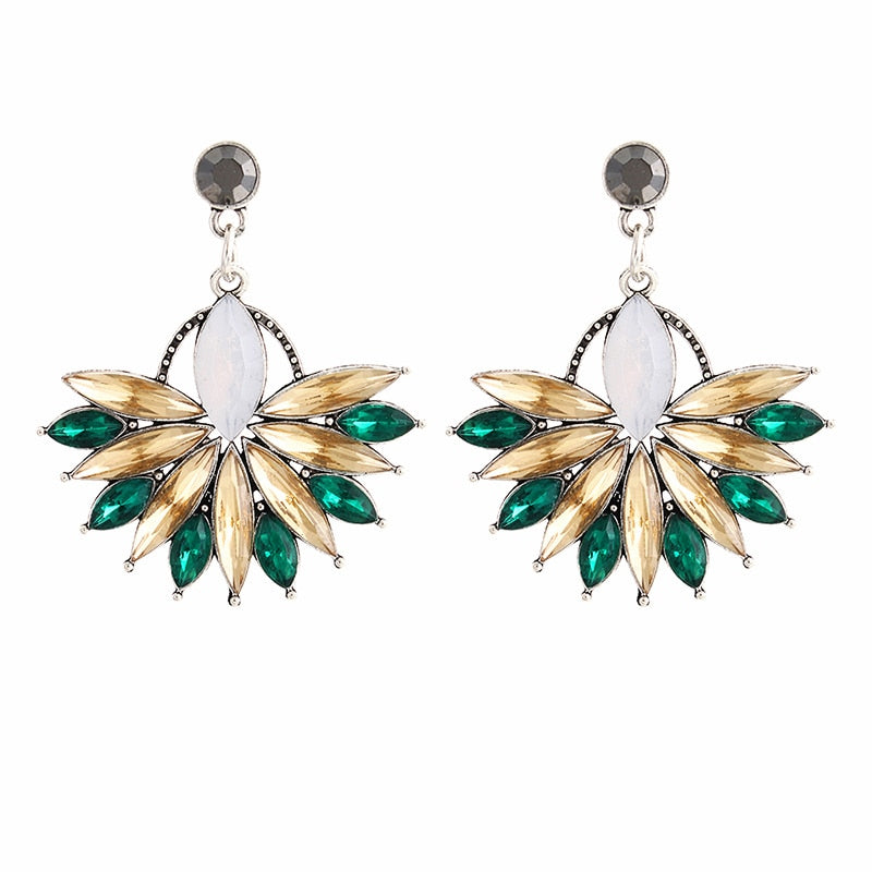 Boucles d’Oreilles Fleur en Cristal – Touche Féminine