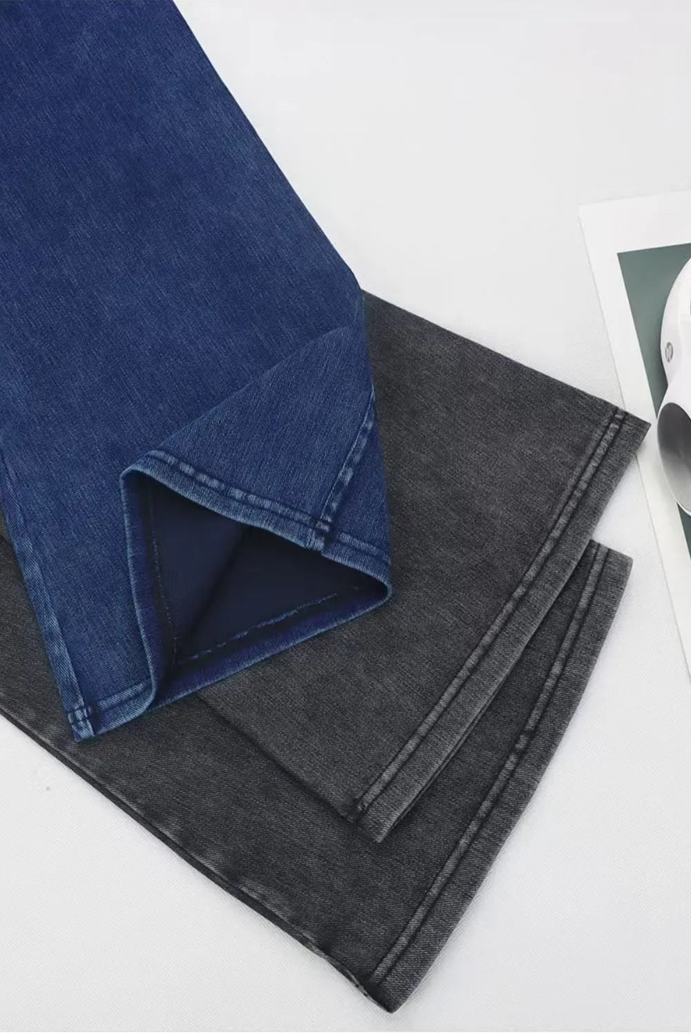 Jean Bootcut Stretch – Confort & Silhouette Élégante