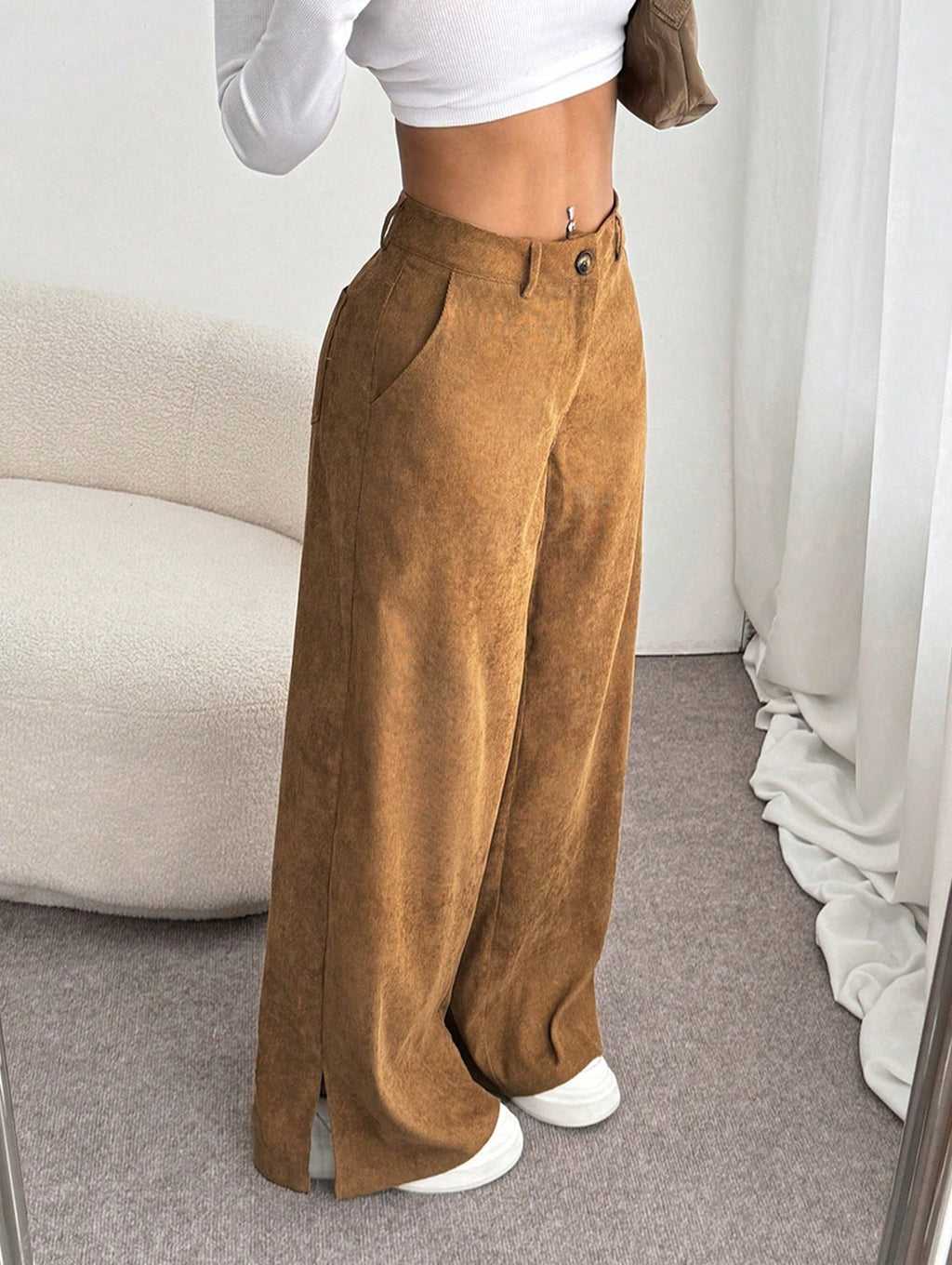 Pantalon Jambe Droite – Coupe Élégante