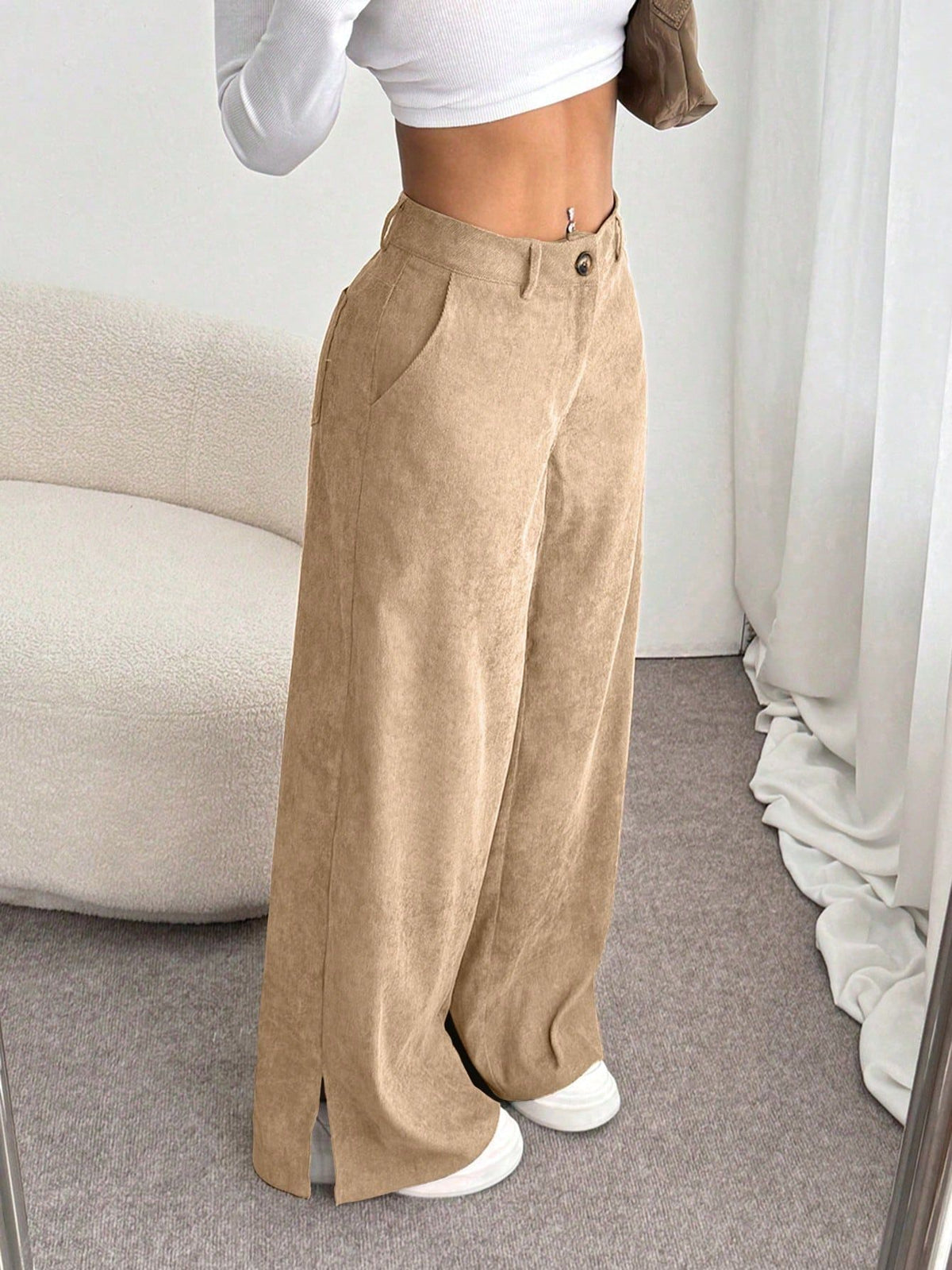 Pantalon Jambe Droite – Coupe Élégante