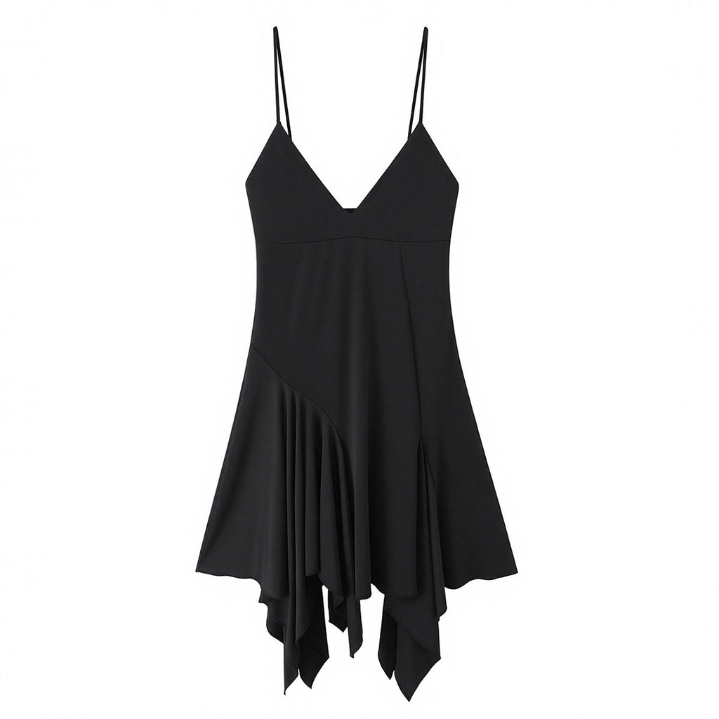 Robe Courte à Bretelles – Élégance Décontractée