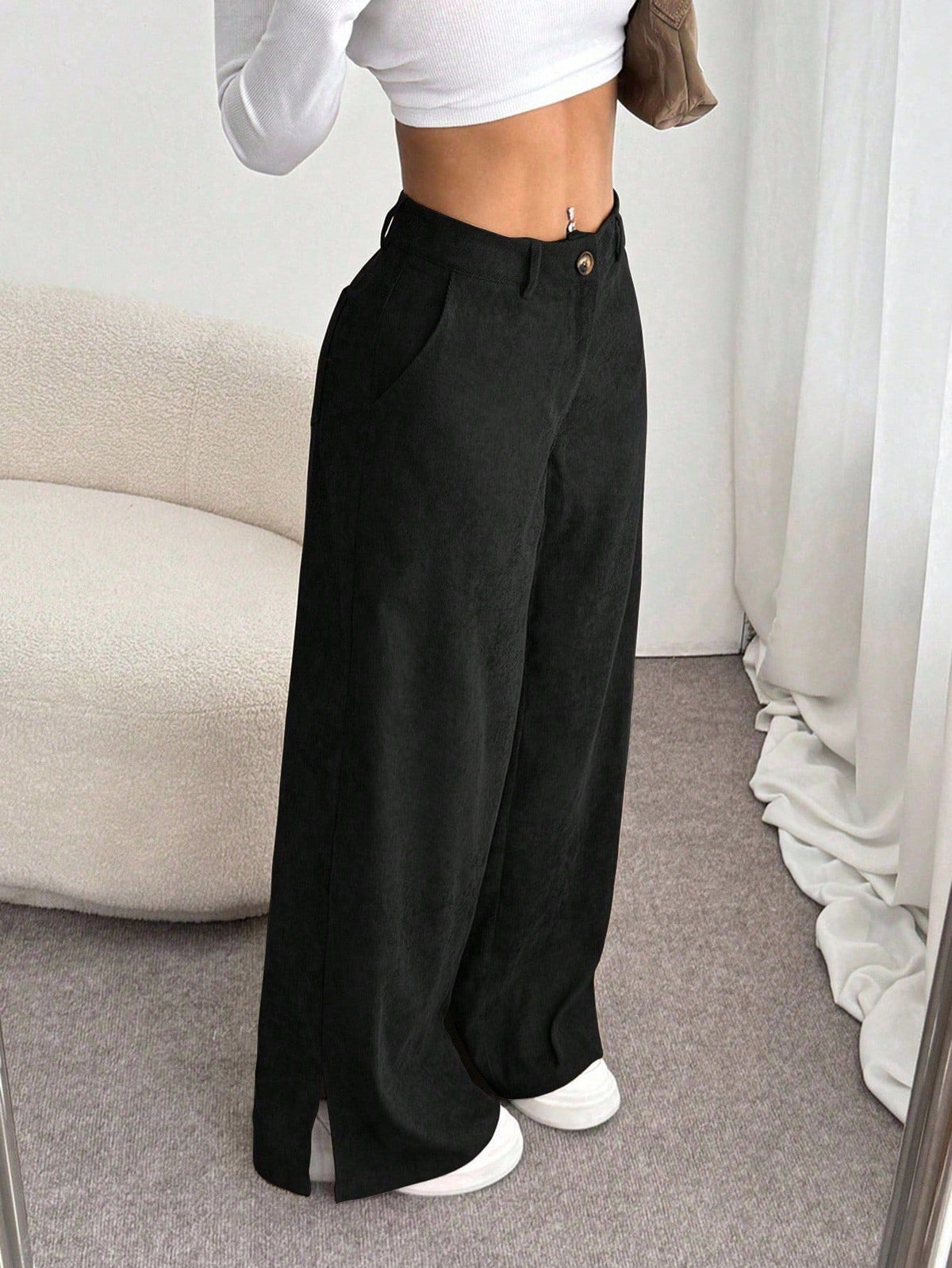 Pantalon Jambe Droite – Coupe Élégante