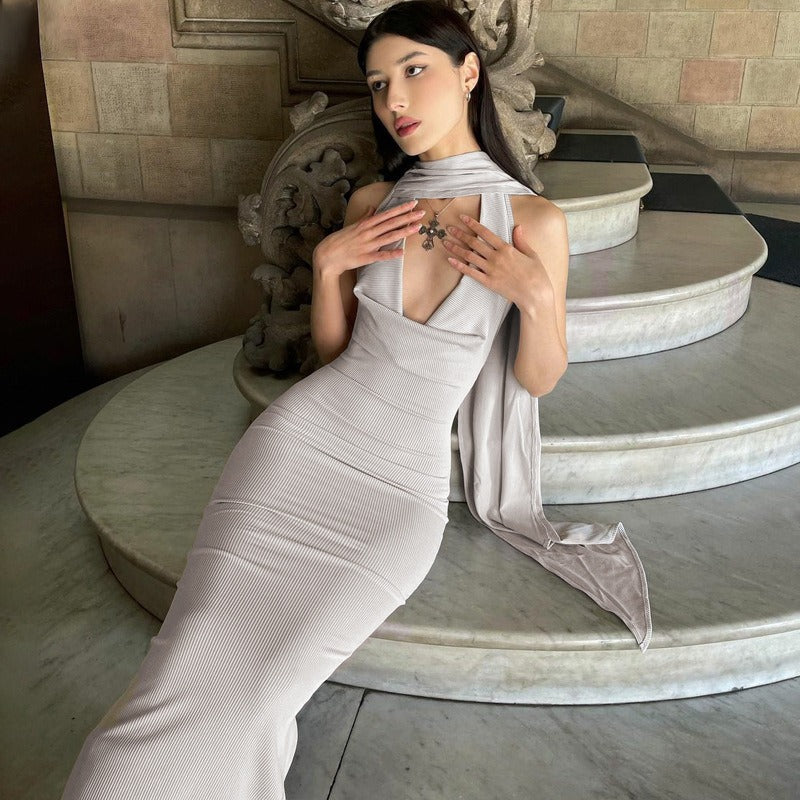 Robe Longue de Soirée – Coupe Élégante