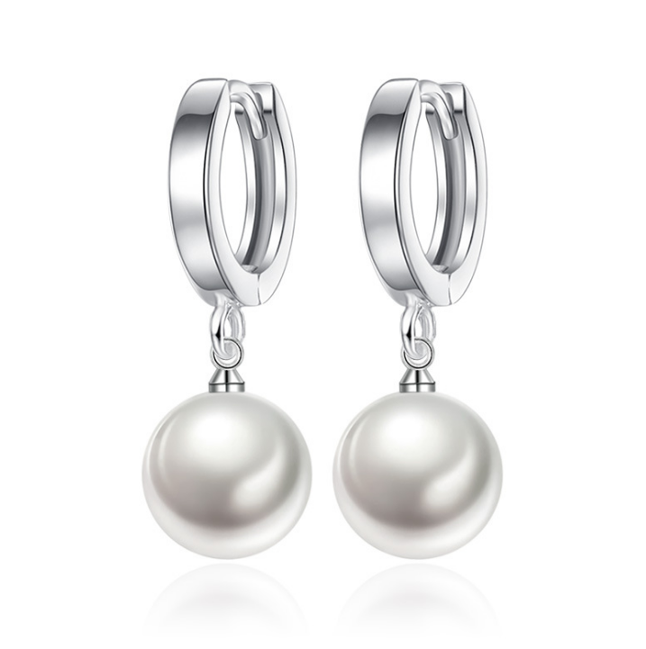 Boucles d’Oreilles Pendantes – Perles Blanches