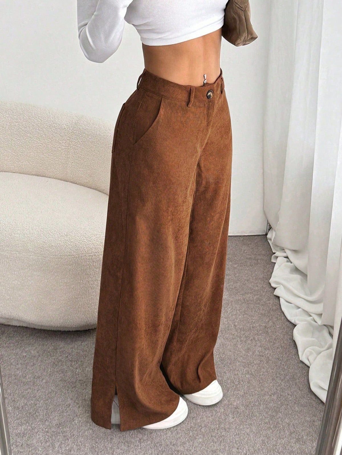 Pantalon Jambe Droite – Coupe Élégante